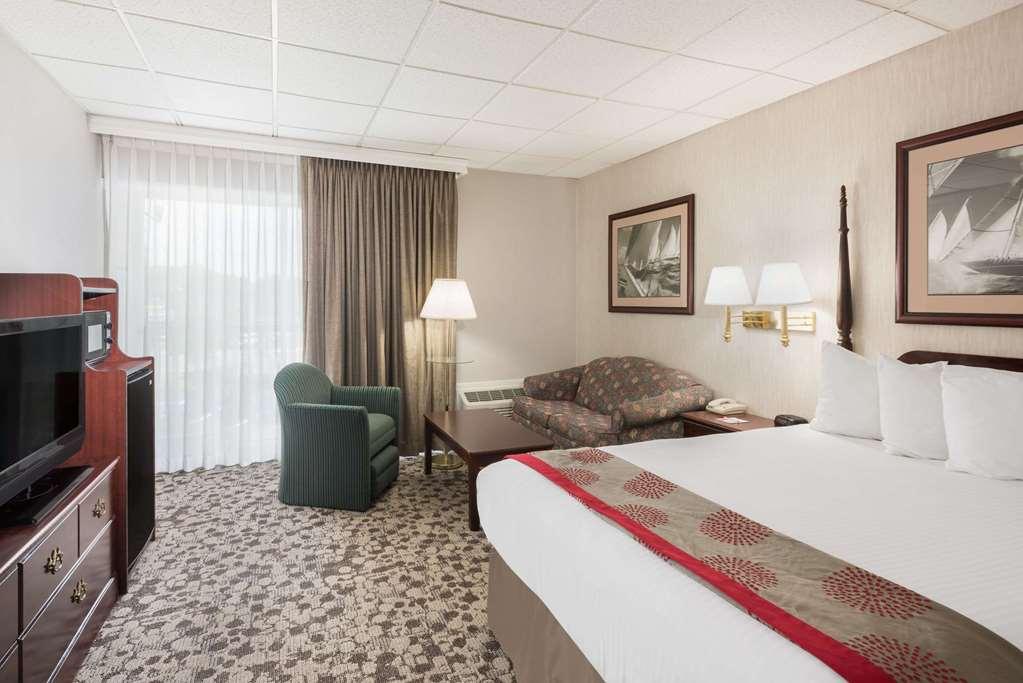 Ramada Plaza By Wyndham Portland Hotell Exteriör bild