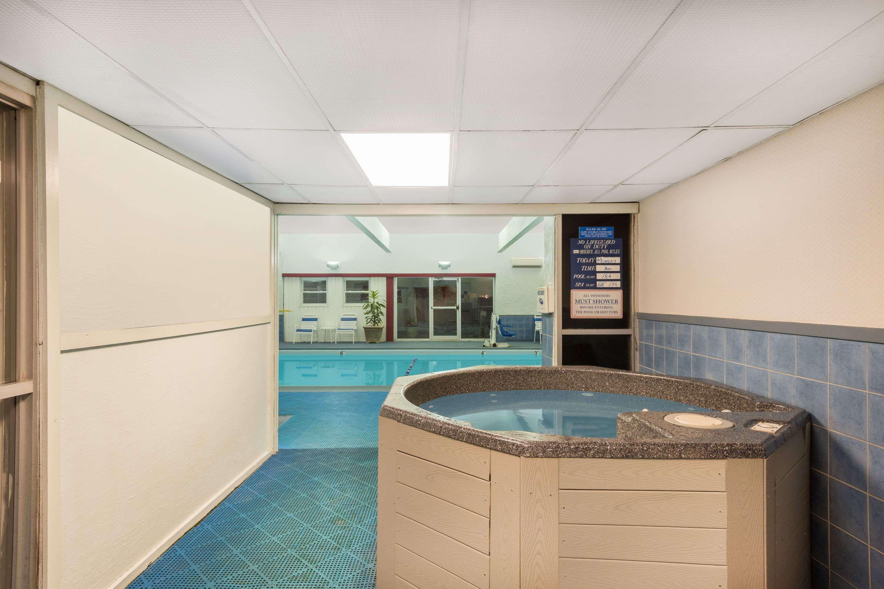 Ramada Plaza By Wyndham Portland Hotell Exteriör bild