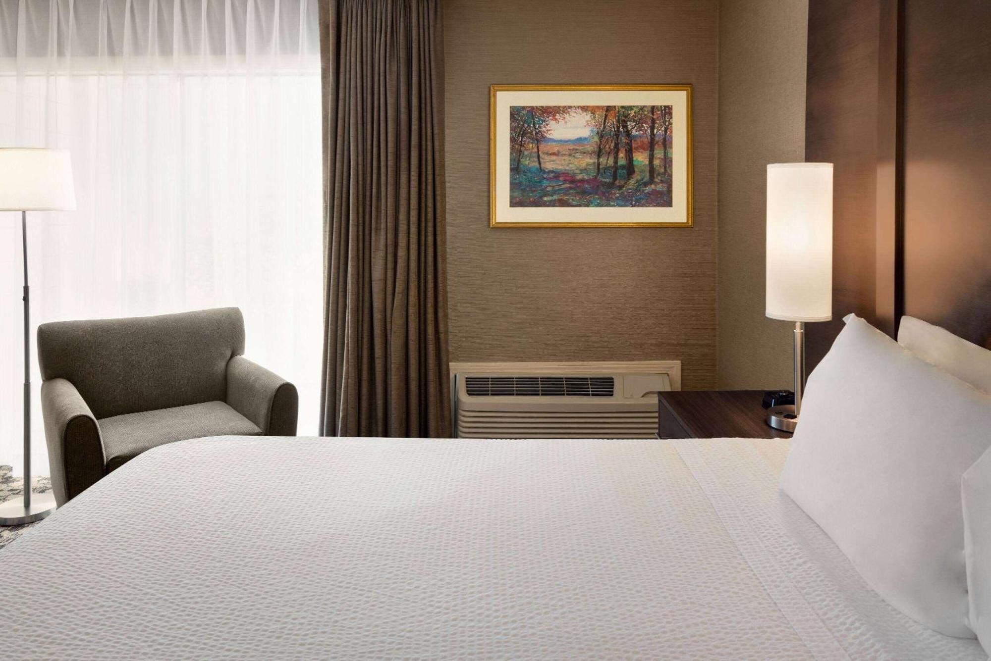 Ramada Plaza By Wyndham Portland Hotell Exteriör bild