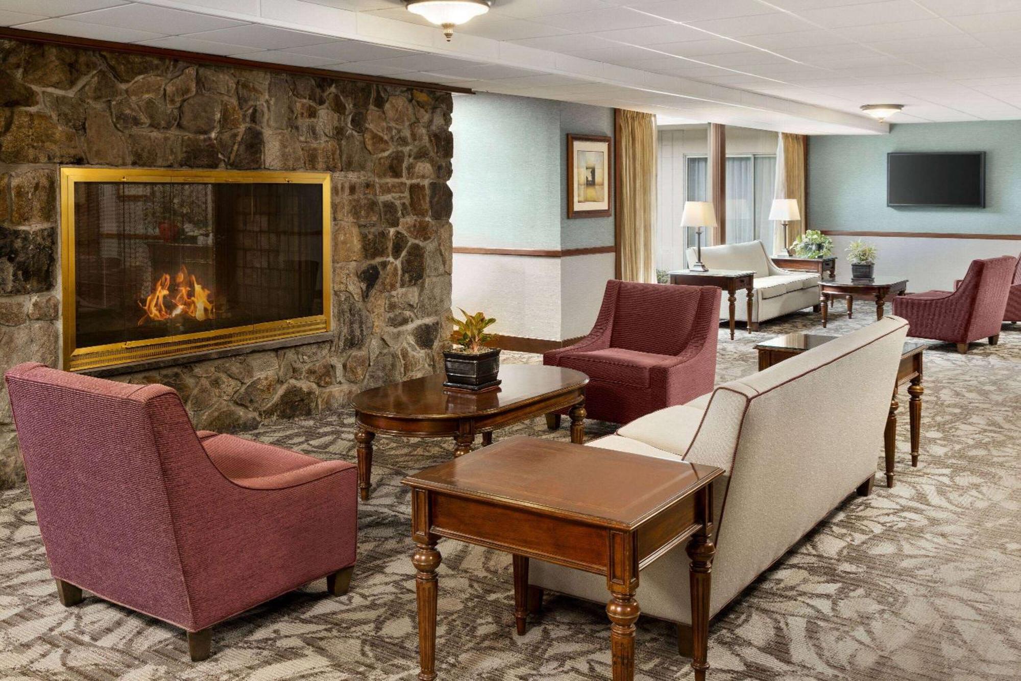 Ramada Plaza By Wyndham Portland Hotell Exteriör bild