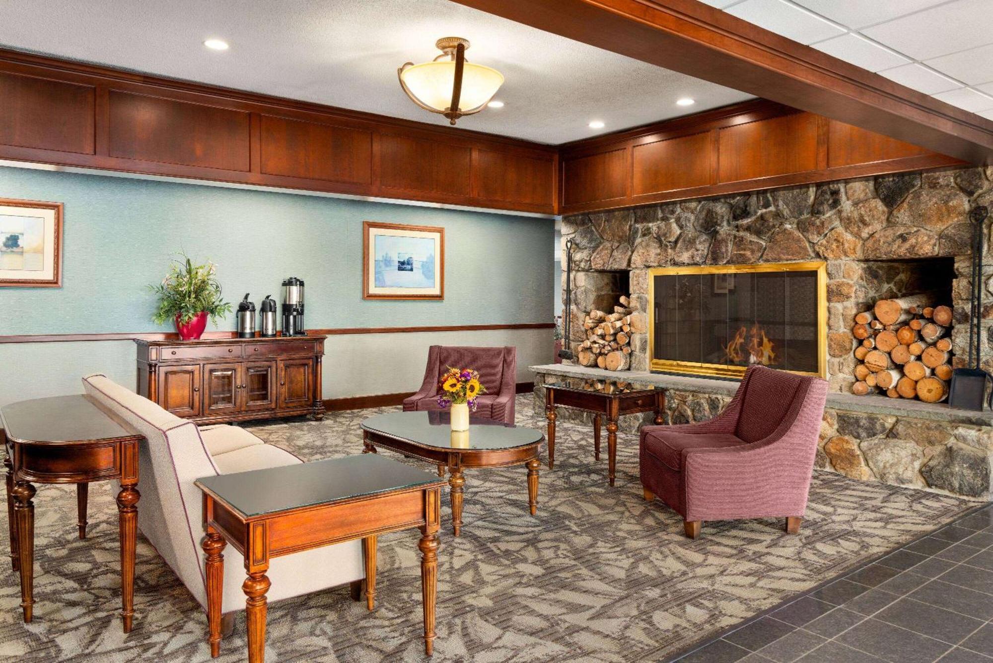Ramada Plaza By Wyndham Portland Hotell Exteriör bild